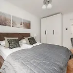 Appartement Shortstaypoland Sienna B194